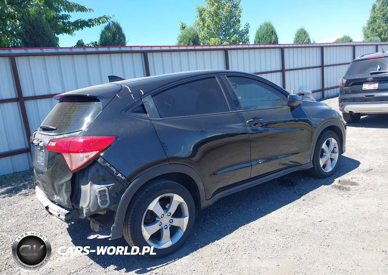 2017 Honda Hr-V Lx VIN:3CZRU5G36HM704702 - 4