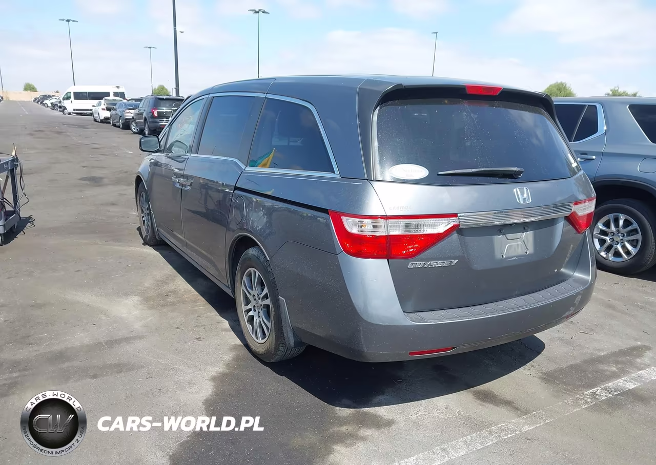 2013 Honda Odyssey Ex VIN:5FNRL5H47DB067933 - 3