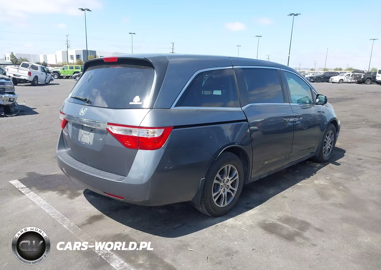 2013 Honda Odyssey Ex VIN:5FNRL5H47DB067933 - 4