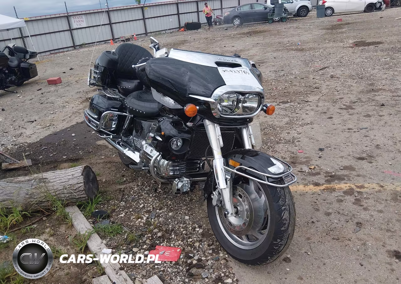 1999 Honda Gl1500 Cf – zdjęcie 1 z 13