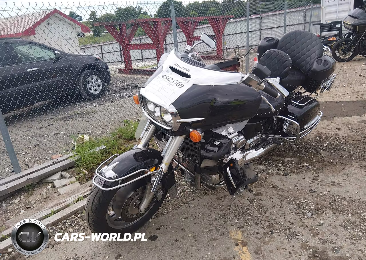 1999 Honda Gl1500 Cf VIN:1HFSC4105XA000088 - 2