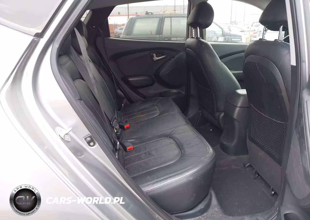 2011 Hyundai Tucson Limited VIN:KM8JU3AC5BU158179 - 8