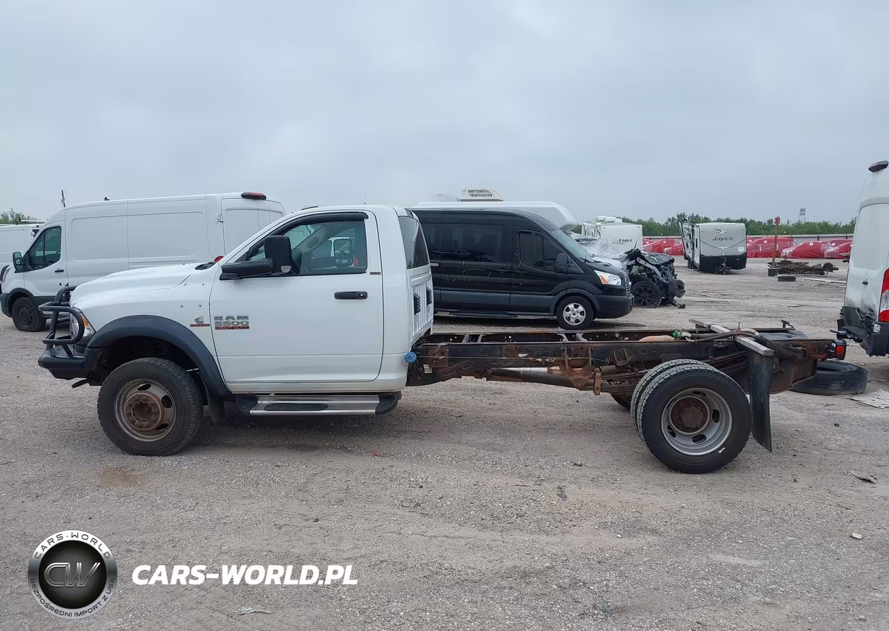 2016 Ram 5500 Chassis Tradesman-Slt VIN:3C7WRNBL2GG307733 - 16