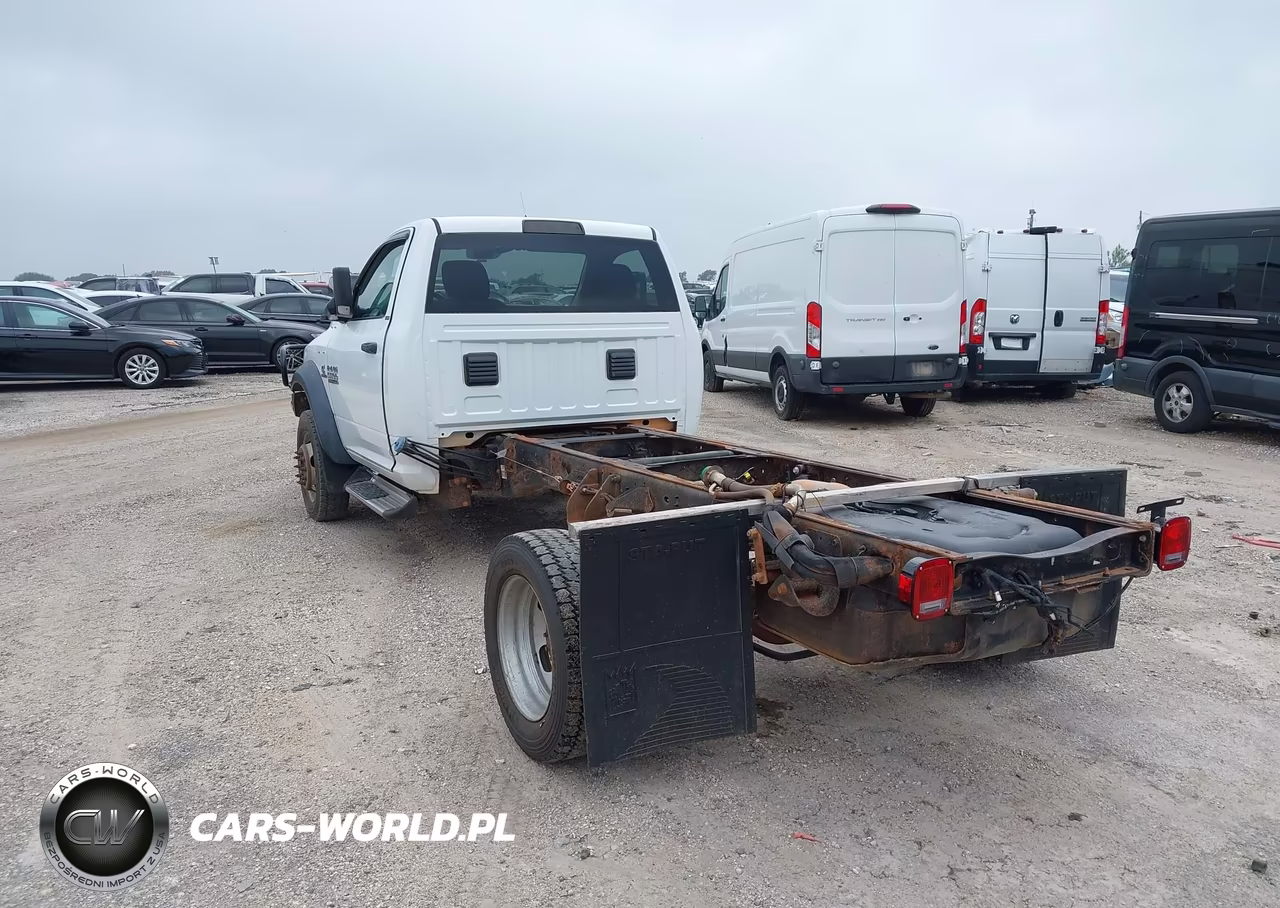 2016 Ram 5500 Chassis Tradesman-Slt VIN:3C7WRNBL2GG307733 - 3