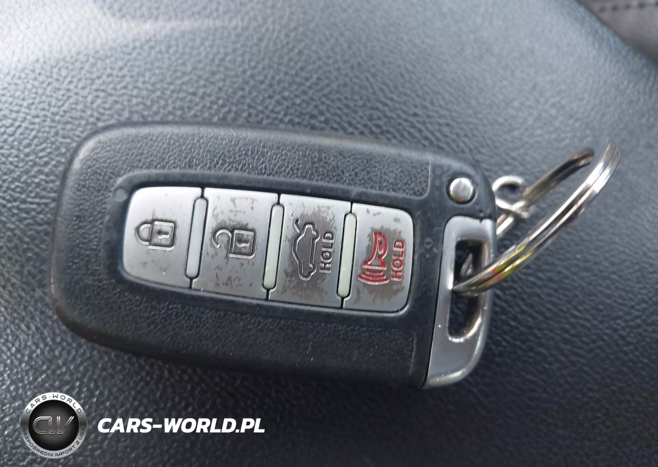 2013 Hyundai Genesis 3.8 VIN:KMHGC4DD3DU213125 - 11
