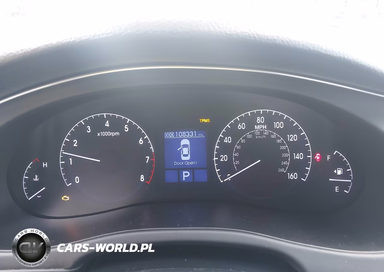 2013 Hyundai Genesis 3.8 VIN:KMHGC4DD3DU213125 - 7
