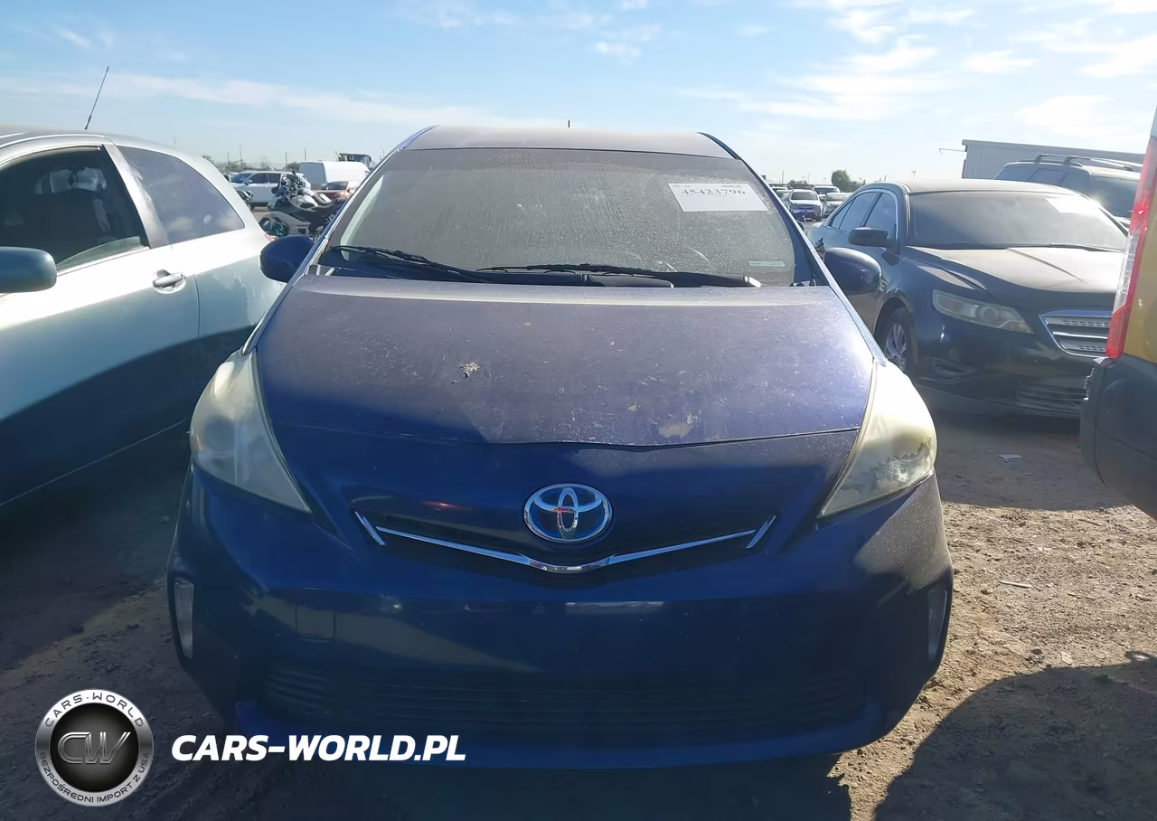 2014 Toyota Prius V Two VIN:JTDZN3EU3EJ009718 - 6