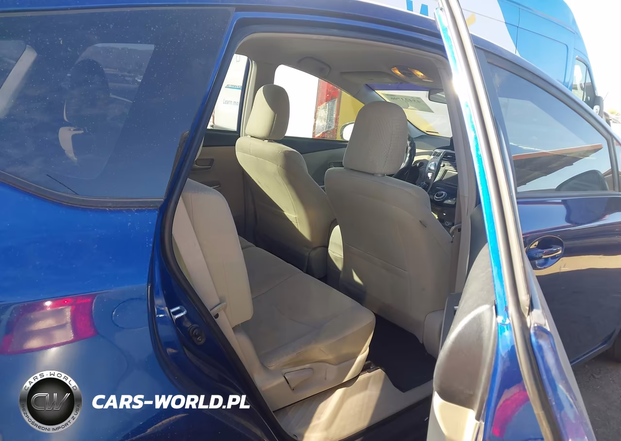 2014 Toyota Prius V Two VIN:JTDZN3EU3EJ009718 - 8
