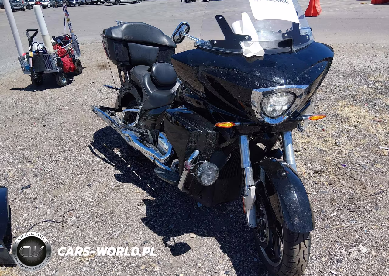 2015 Victory Motorcycles Cross Country Tour – zdjęcie 1 z 18