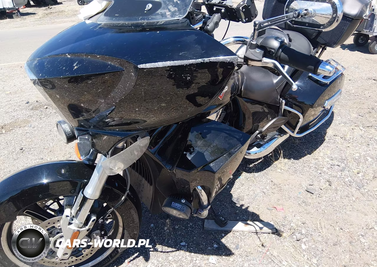 2015 Victory Motorcycles Cross Country Tour VIN:5VPTW36N9F3043616 - 16