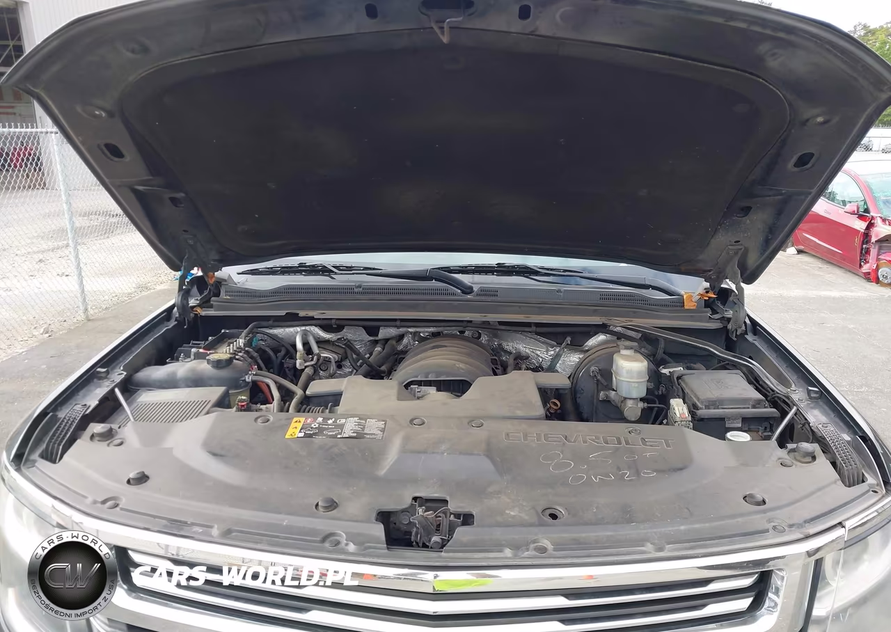 2018 Chevrolet Tahoe Ls VIN:1GNSCAKC6JR225931 - 10