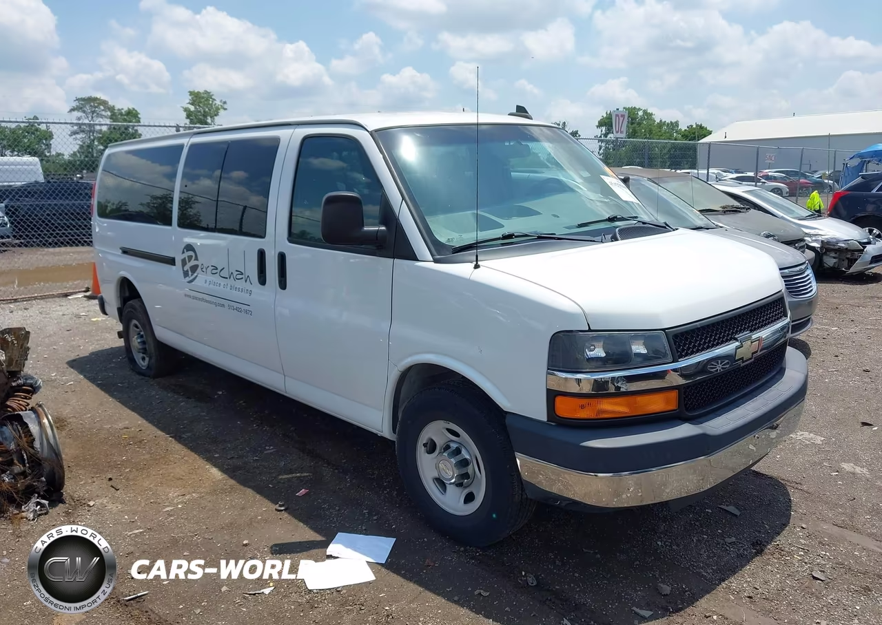 2016 Chevrolet Express 3500 Lt