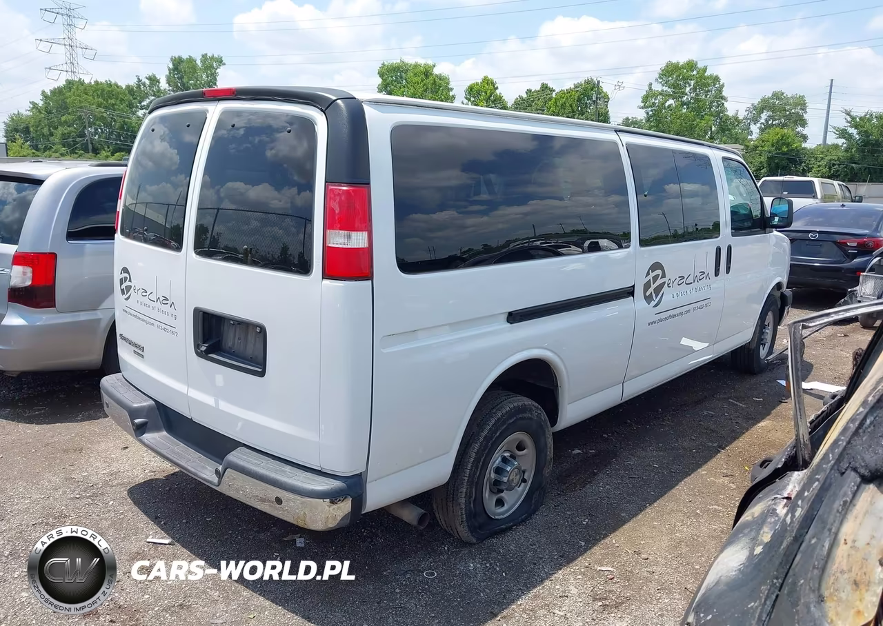 2016 Chevrolet Express 3500 Lt VIN:1GAZGPFFXG1270874 - 4