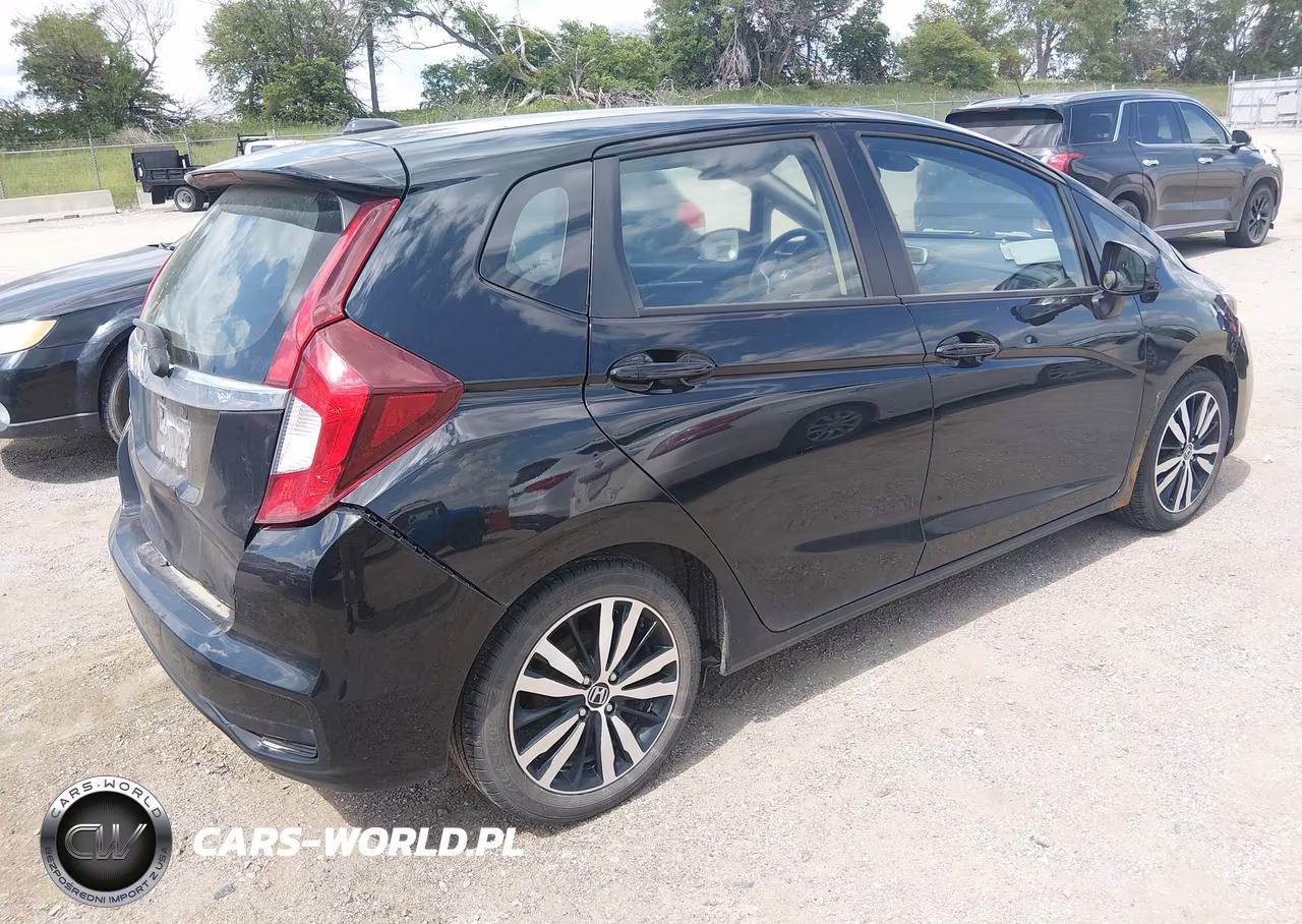 2018 Honda Fit Ex VIN:3HGGK5H81JM731682 - 4