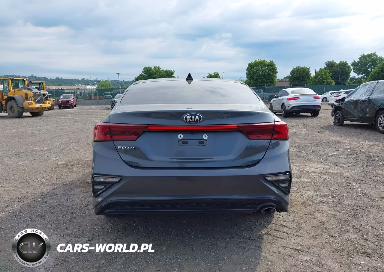 2021 Kia Forte Lxs VIN:3KPF24AD3ME352385 - 16
