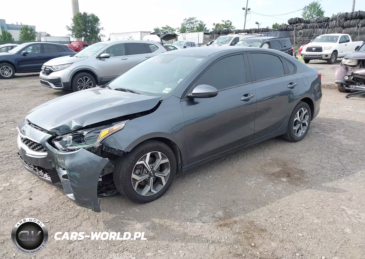 2021 Kia Forte Lxs VIN:3KPF24AD3ME352385 - 2