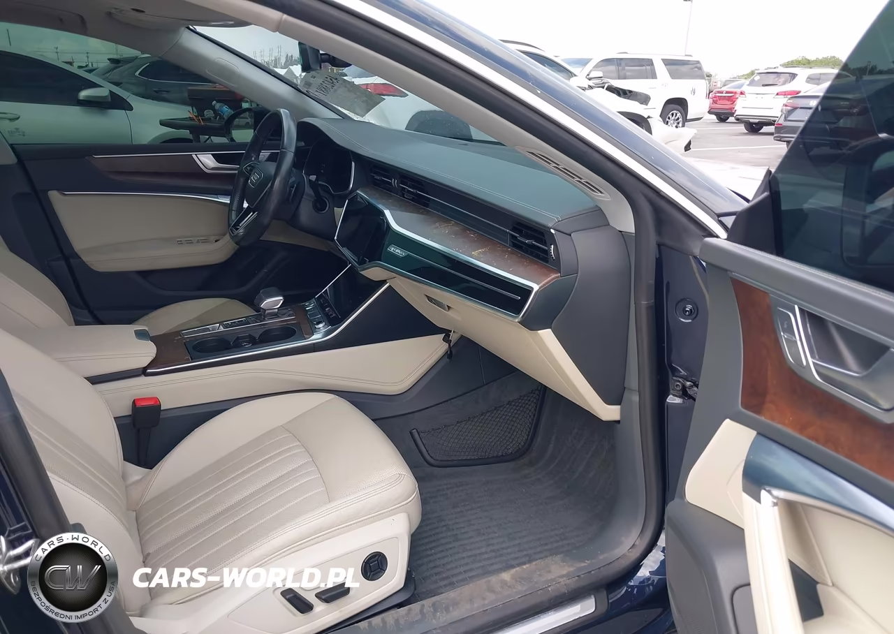 2019 Audi A7 55 Premium VIN:WAUR2AF26KN105242 - 5