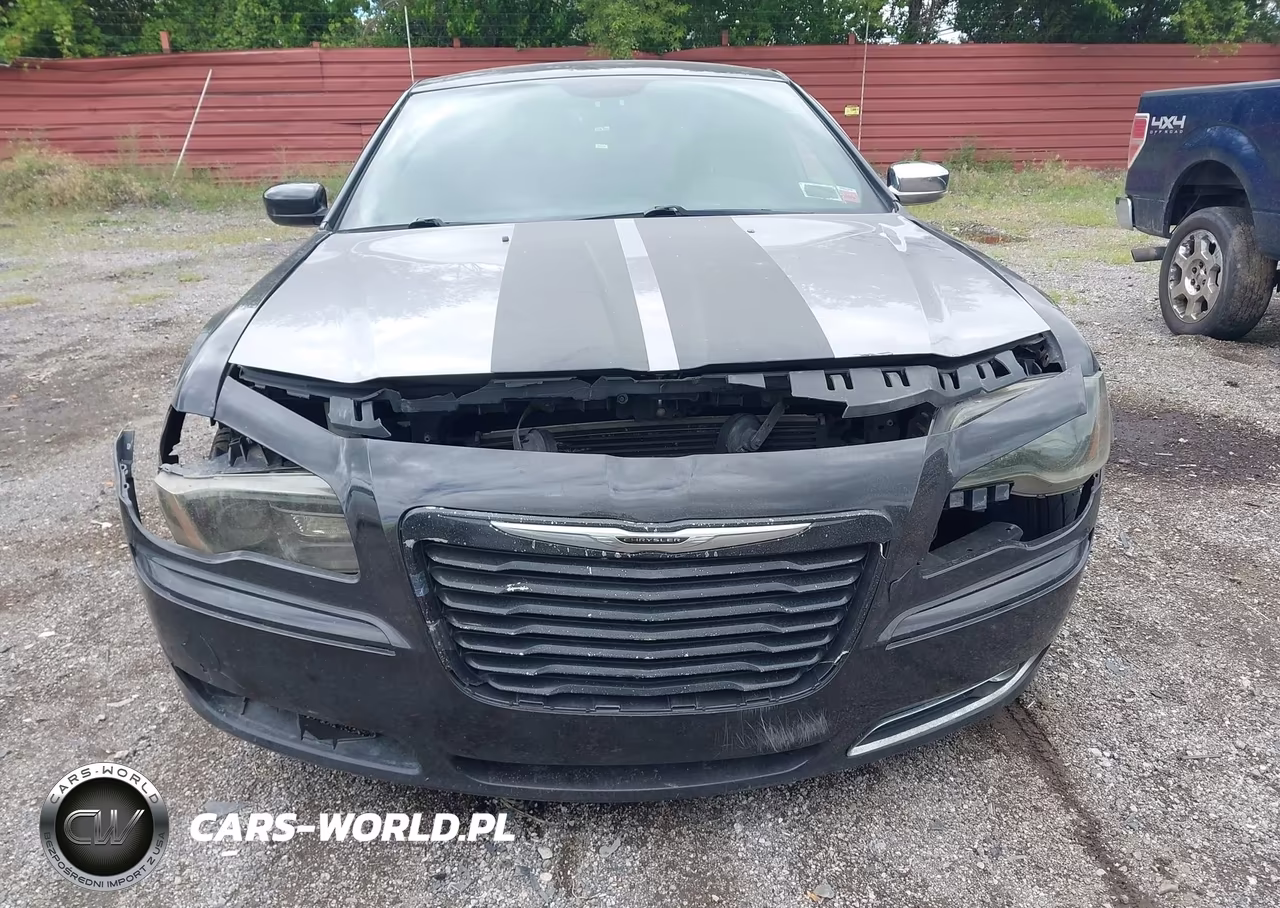 2014 Chrysler 300 VIN:2C3CCAAG4EH375774 - 6