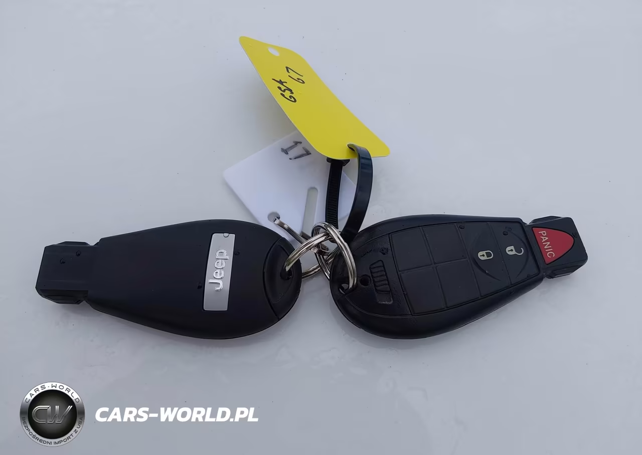 2016 Jeep Cherokee Sport VIN:1C4PJMAB1GW352322 - 11