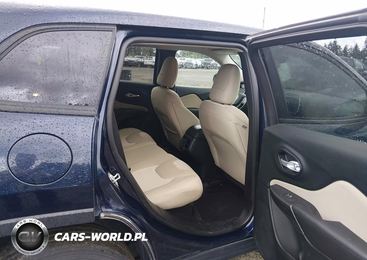 2016 Jeep Cherokee Sport VIN:1C4PJMAB1GW352322 - 8
