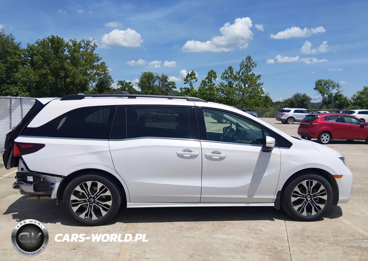 2025 Honda Odyssey Elite VIN:5FNRL6H99SB039260 - 14