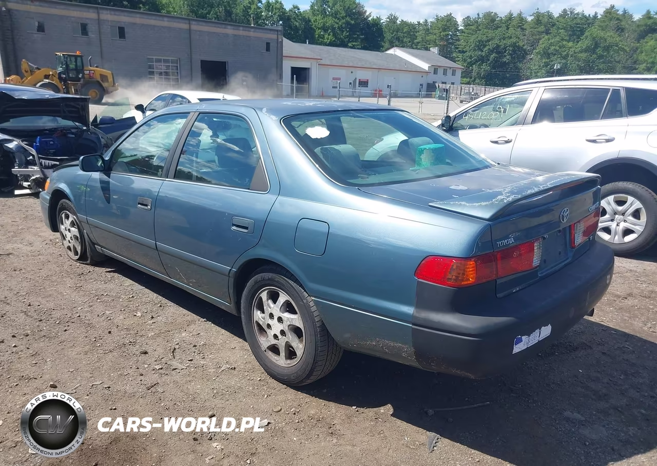 2000 Toyota Camry Le V6 VIN:4T1BF22K7YU956495 - 3