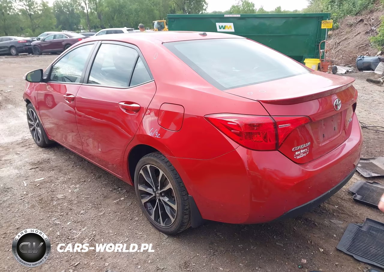 2018 Toyota Corolla Xse VIN:2T1BURHE8JC969845 - 3