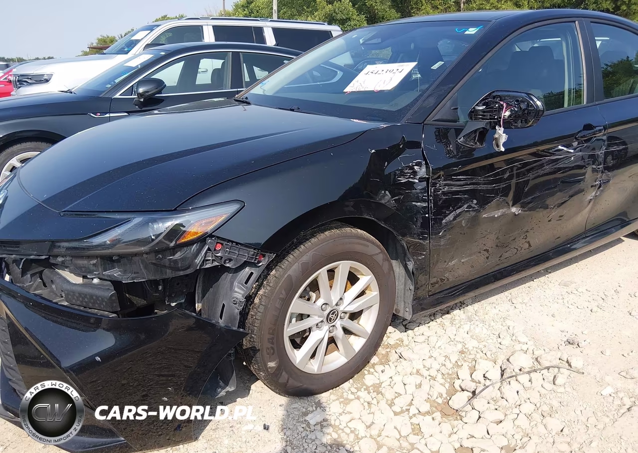 2025 Toyota Camry Le VIN:4T1DAACK4SU508769 - 6