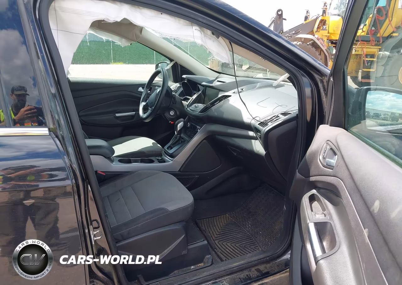 2015 Ford Escape Se VIN:1FMCU9G90FUA61789 - 5