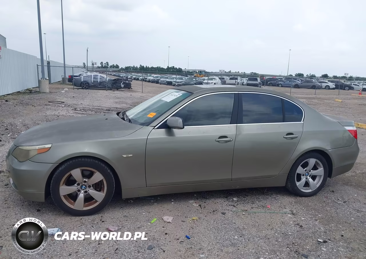 2007 BMW 525I VIN:WBANE53537CW66674 - 14