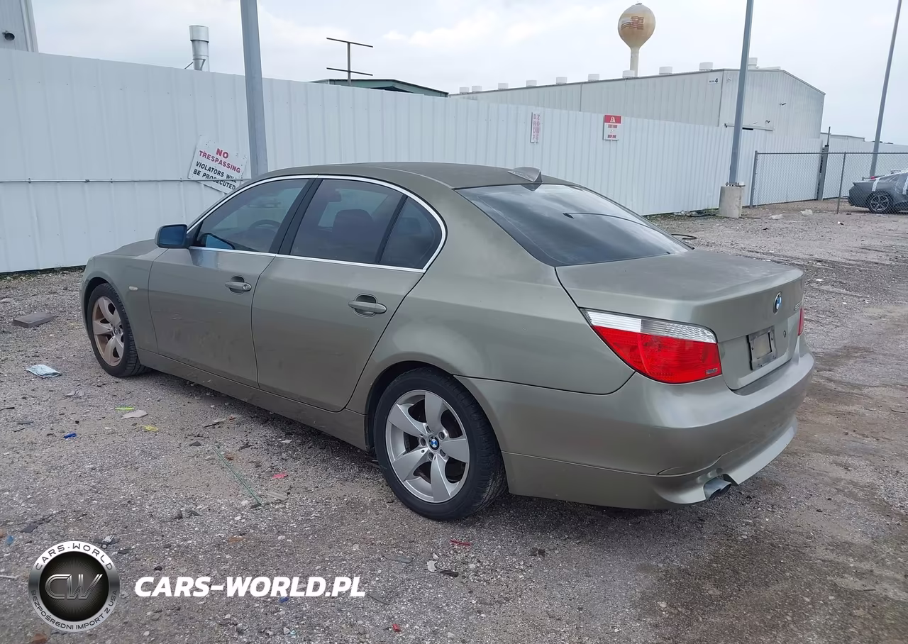 2007 BMW 525I VIN:WBANE53537CW66674 - 3