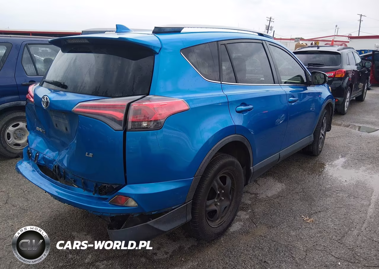 2017 Toyota Rav4 Le VIN:JTMZFREV5HJ710242 - 4