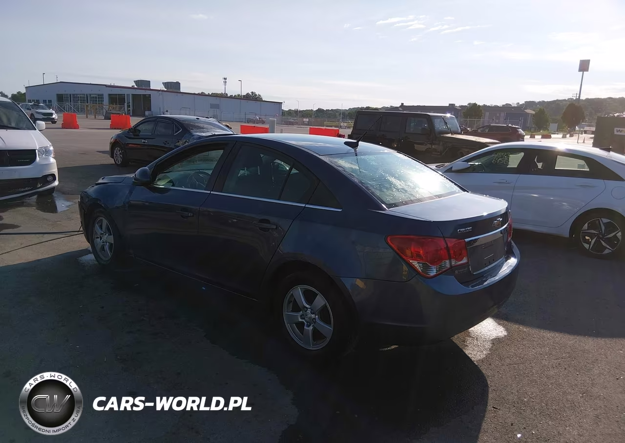 2014 Chevrolet Cruze 1Lt Auto VIN:1G1PC5SB4E7447360 - 3