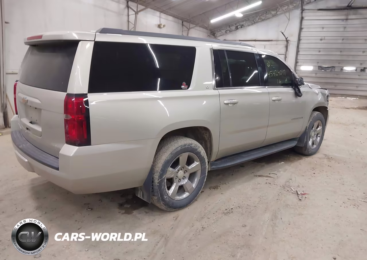 2016 Chevrolet Suburban Lt VIN:1GNSKHKC5GR317004 - 4