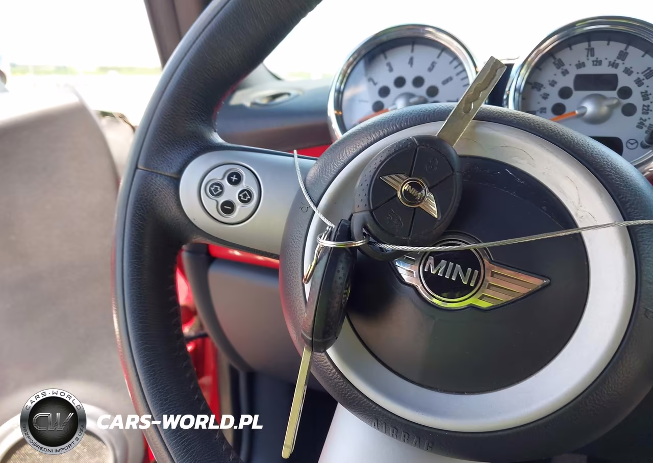 2005 Mini Cooper VIN:WMWRF33405TG10119 - 11