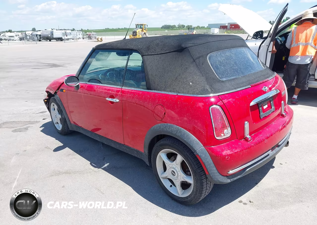 2005 Mini Cooper VIN:WMWRF33405TG10119 - 3