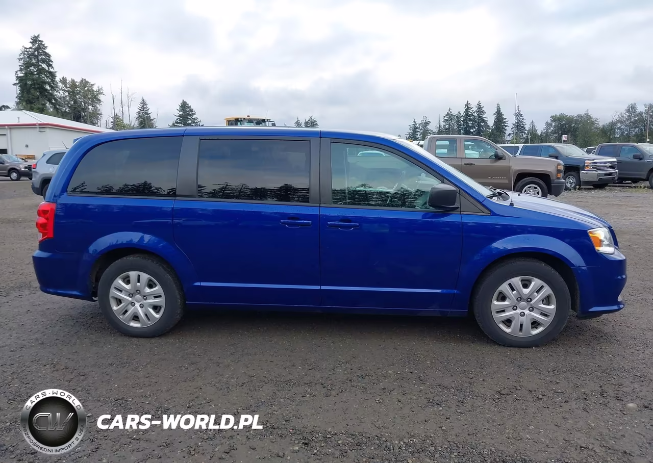 2018 Dodge Grand Caravan Se VIN:2C4RDGBG5JR318640 - 13