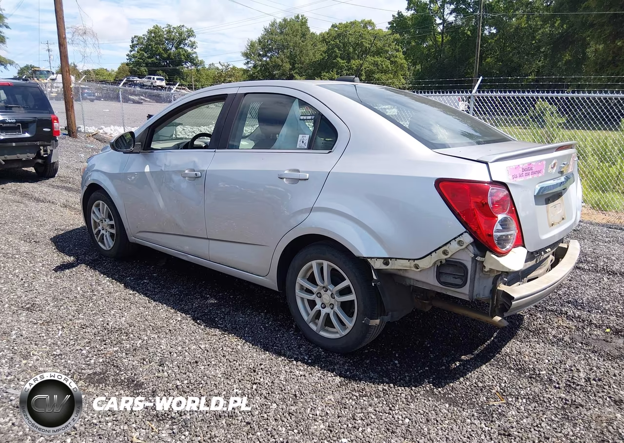 2015 Chevrolet Sonic Lt Auto VIN:1G1JC5SH1F4206143 - 3
