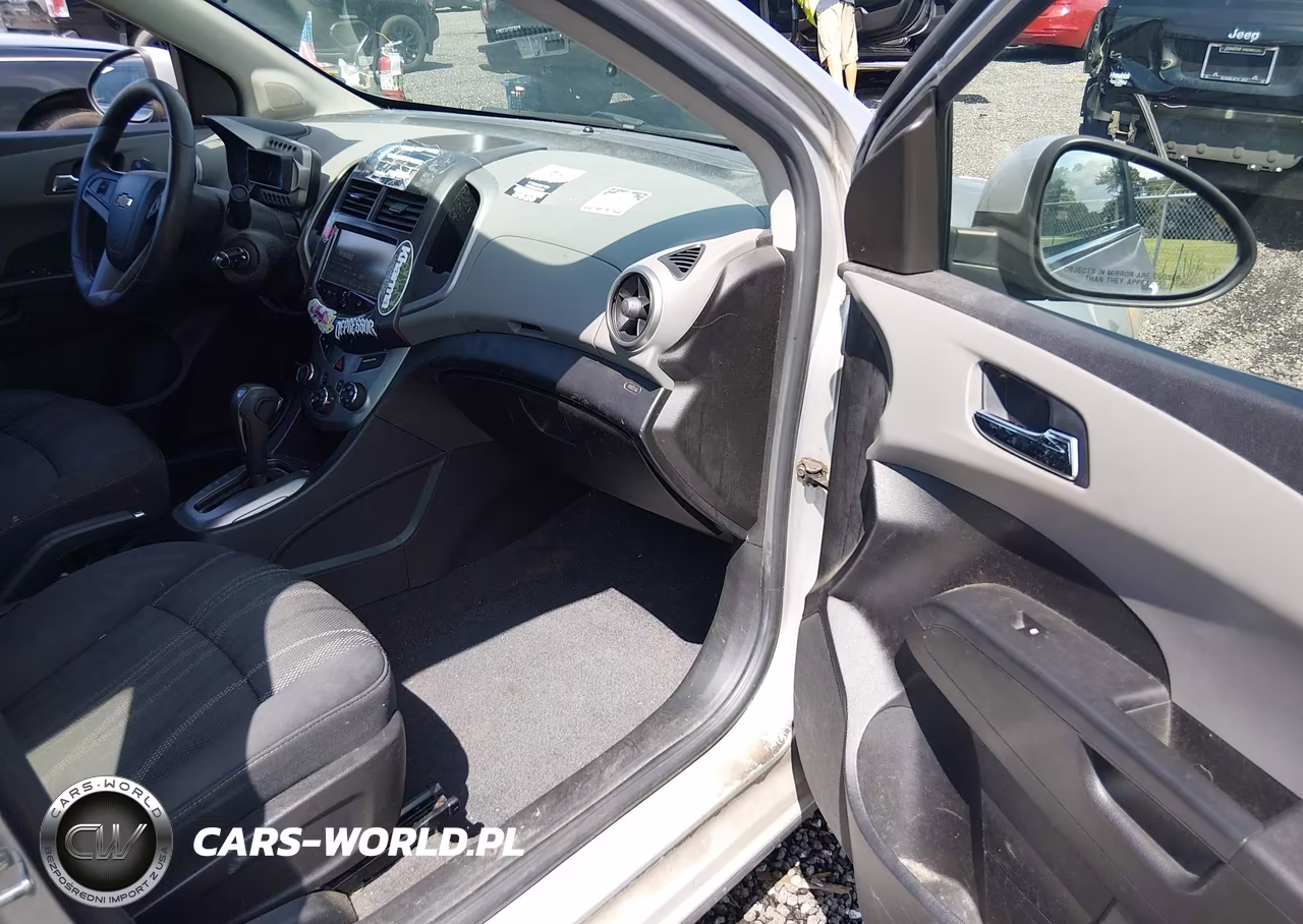 2015 Chevrolet Sonic Lt Auto VIN:1G1JC5SH1F4206143 - 5