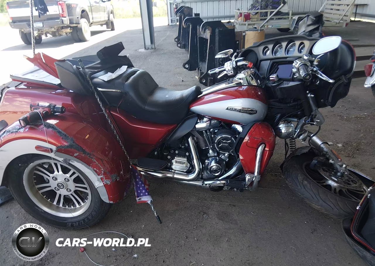 2019 Harley-Davidson Flhtcutg VIN:1HD1MAF12KB857246 - 11