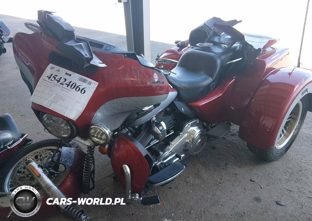 2019 Harley-Davidson Flhtcutg VIN:1HD1MAF12KB857246 - 2