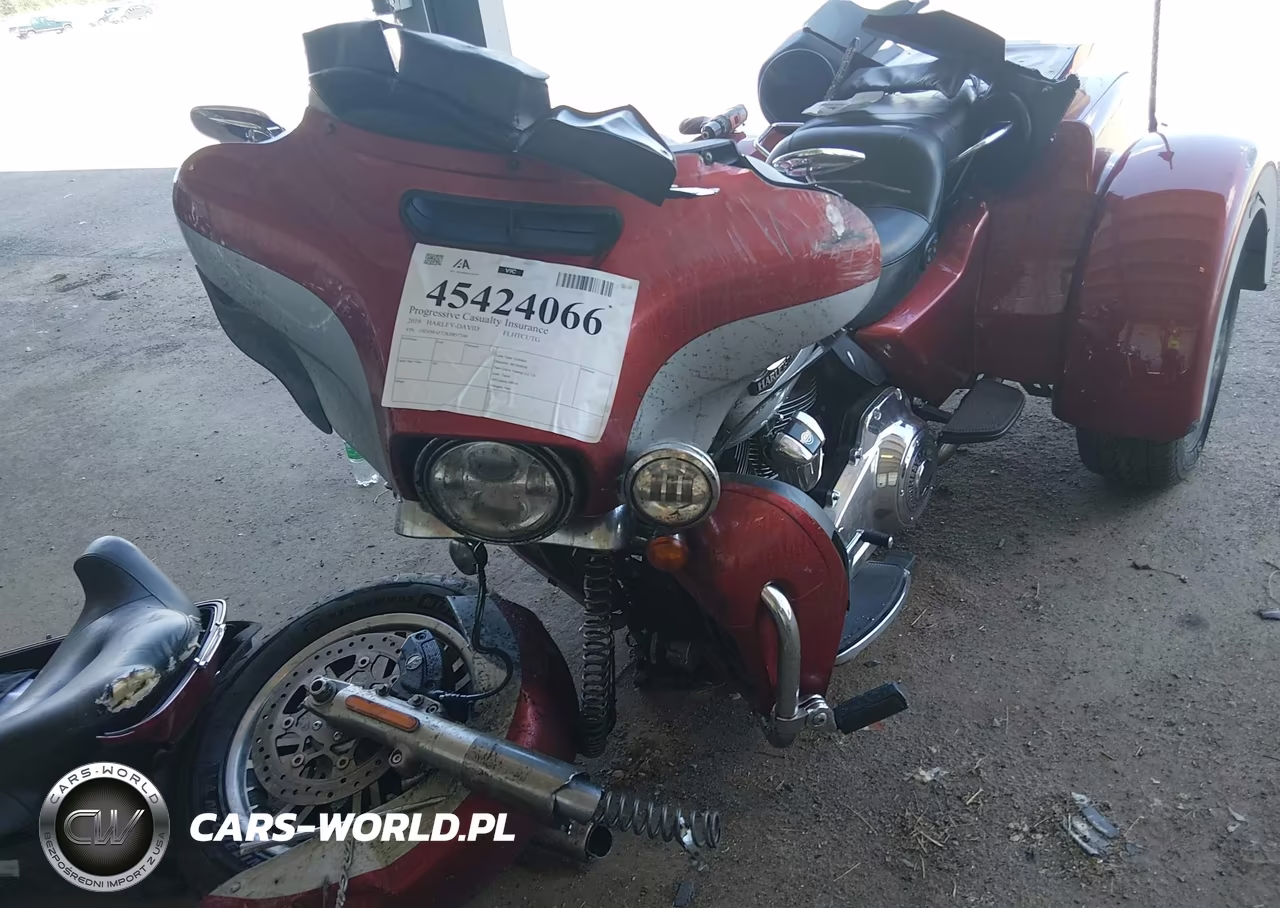 2019 Harley-Davidson Flhtcutg VIN:1HD1MAF12KB857246 - 5