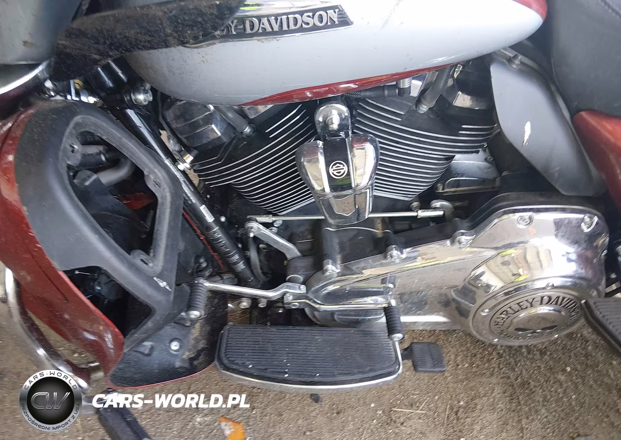 2019 Harley-Davidson Flhtcutg VIN:1HD1MAF12KB857246 - 9