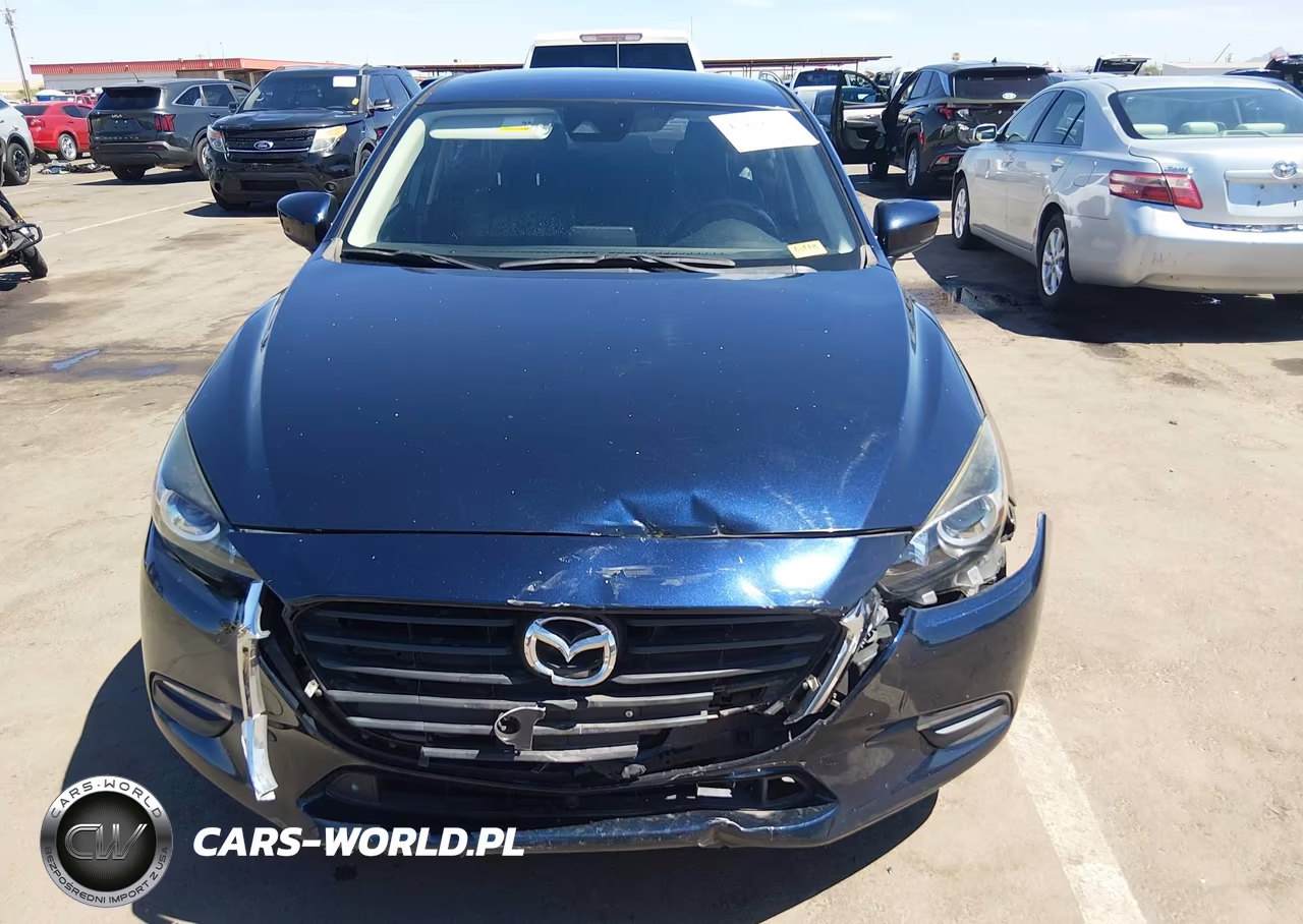2018 Mazda Mazda3 Touring VIN:3MZBN1L31JM204615 - 12