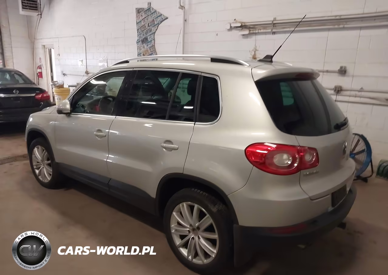 2009 Volkswagen Tiguan Sel VIN:WVGAV95N79W529188 - 3