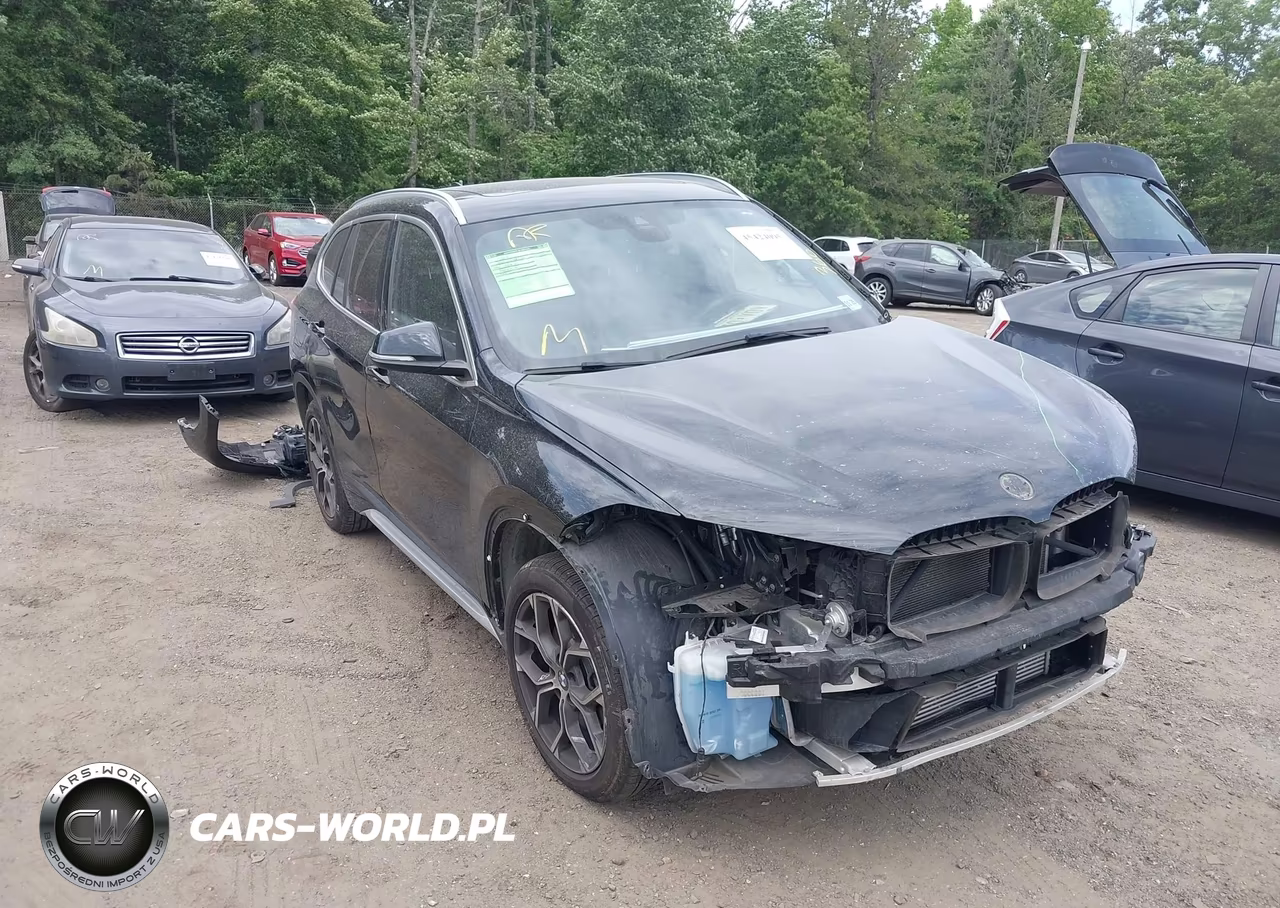 2021 BMW X1 xDrive28I – zdjęcie 1 z 18