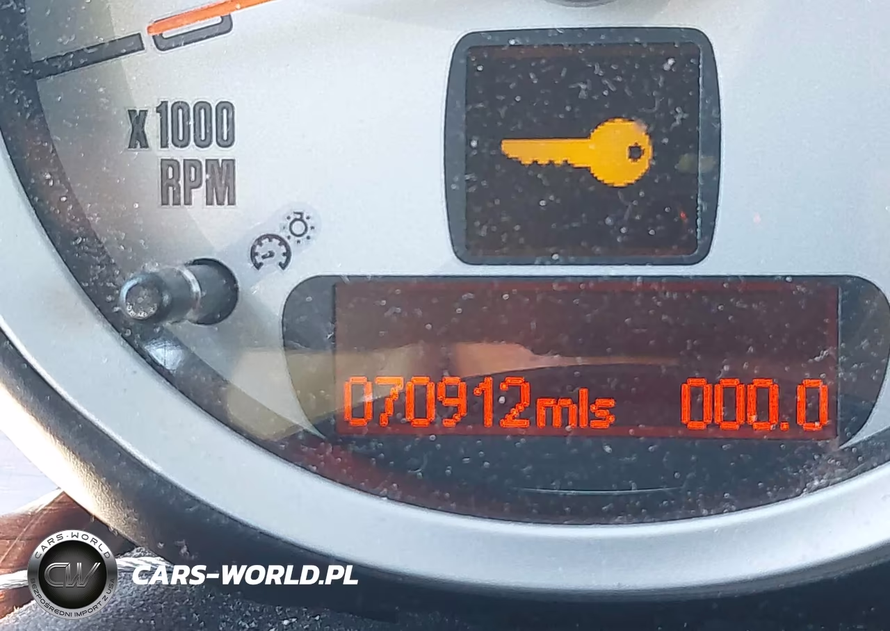 2007 Mini Cooper VIN:WMWMF33587TT56856 - 15