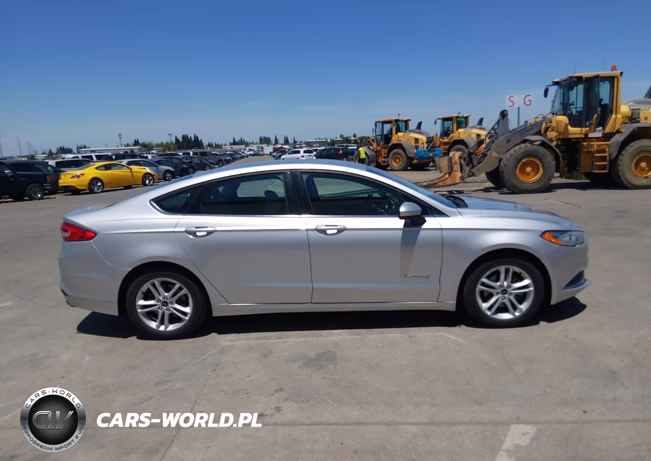 2018 Ford Fusion Hybrid S VIN:3FA6P0UU1JR243567 - 13