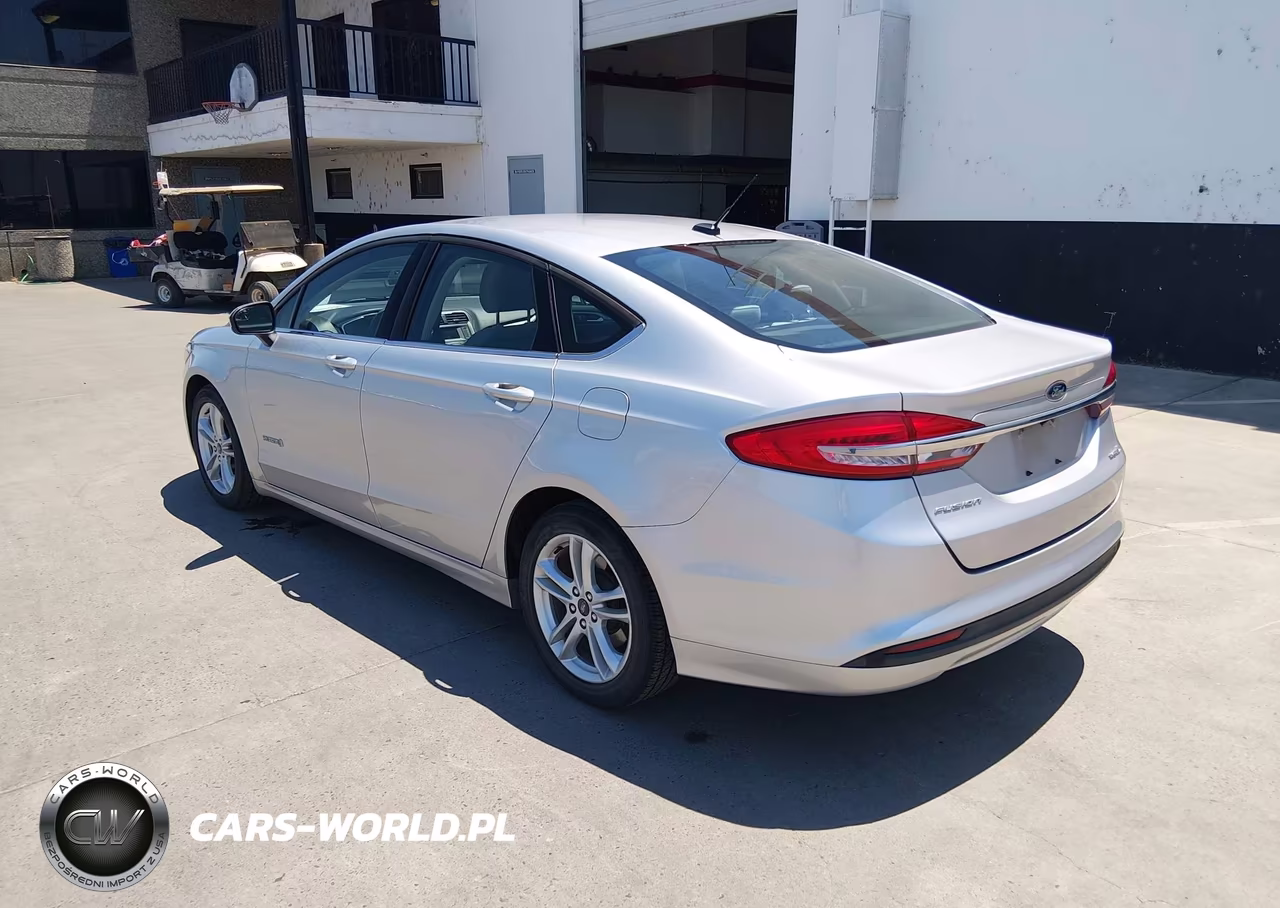 2018 Ford Fusion Hybrid S VIN:3FA6P0UU1JR243567 - 3