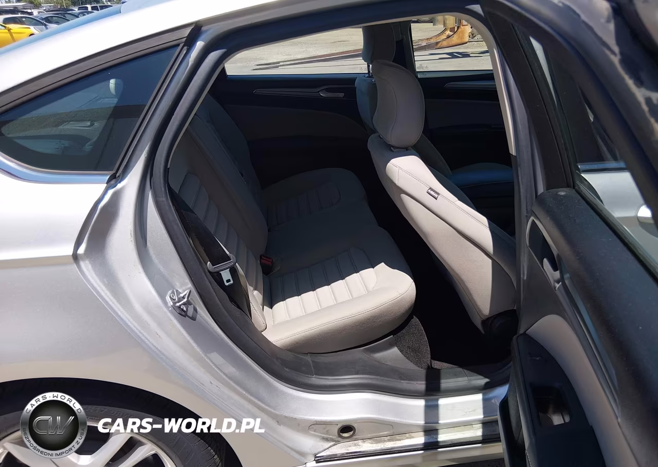 2018 Ford Fusion Hybrid S VIN:3FA6P0UU1JR243567 - 8